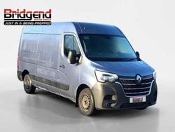 Blue Used 2022 Renault Master Business Van | £12,999 (Good price)