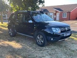 Black Used 2017 Dacia Duster Lauréate SUV | £3,295 (Fair price)