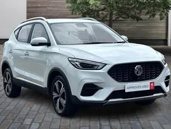 White Used 2022 MG ZS Excite Sedan | £12,785 (Fair price)