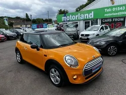 Orange Used 2014 Mini Cooper Hatch Hatchback | £7,999 (Fair price)