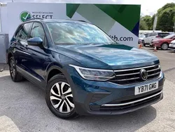 Lapiz blue Used 2022 VW Tiguan Active SUV | £22,750 (Fair price)
