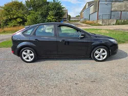 Black Used 2009 Ford Focus Zetec Hatchback | £1,695 (Fair price)