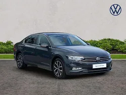 Grey Used 2021 VW Passat SEL Sedan | £16,690 (Fair price)