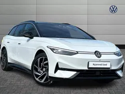 White Used 2025 VW ID.7 Pro Sedan | £41,499 (Good price)
