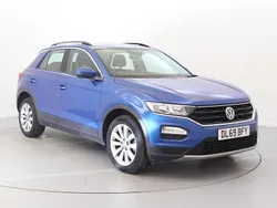 Blue Used 2019 VW T-Roc SE SUV | £13,895 (Fair price)