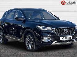 Metallic black pearl Used 2021 MG HS Excite SUV | £14,440 (Fair price)
