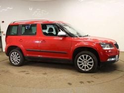 Red Used 2015 Skoda Yeti SE SUV | £5,795 (Good price)