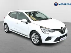 White Used 2021 Renault Clio V Play Hatchback | £9,999 (Good price)