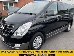 Black Used 2016 Hyundai I800 SE MPV | £9,995 (Fair price)