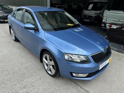 Blue Used 2014 Skoda Octavia Elegance Hatchback | £5,500 (Fair price)