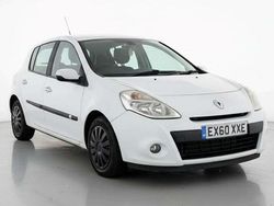 White Used 2010 Renault Clio II Expression Hatchback | £1,995 (Fair price)