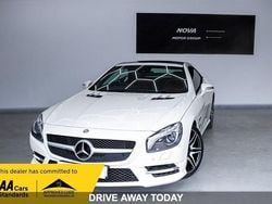 White Used 2014 Mercedes SL400 AMG Cabriolet | £20,900 (Fair price)
