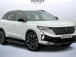 Twotone matte satin pearl white with diamond black roof New 2025 Renault Austral Techno Esprit Alpine SUV | £32,999 (Fair price)