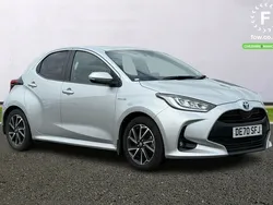 Silver Used 2020 Toyota Yaris Hybrid Design Hatchback | £13,299 (Fair price)