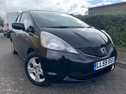 Black Used 2009 Honda Jazz SE Hatchback | £2,890 (Fair price)
