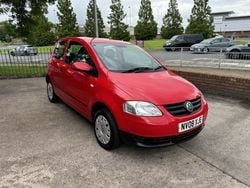 Red Used 2008 VW Fox Hatchback | £2,295 (Expensive)