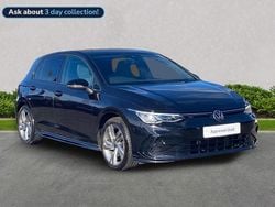 Black Used 2022 VW Golf VIII R-line Hatchback | £20,105 (Fair price)