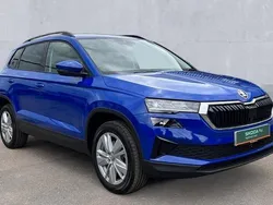 Energy blue Used 2025 Skoda Karoq SE Drive SUV | £24,632 (Fair price)