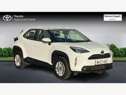 White Used 2023 Toyota Yaris Hybrid Hatchback | £19,799 (A bit pricey)