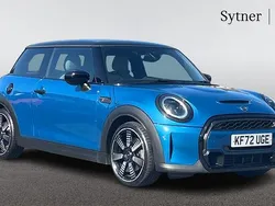Blue Used 2023 Mini Cooper S Exclusive Hatchback | £22,750 (Fair price)