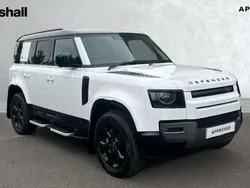 Solid fuji white Used 2023 Land Rover Defender HSE Dynamic SUV | £60,991 (Super price)
