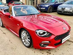 Used 2017 Fiat 124 Spider Lusso Plus Cabriolet | £15,995 (Fair price)