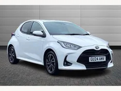 White Used 2024 Toyota Yaris Hybrid Design Hatchback | £18,895 (Fair price)