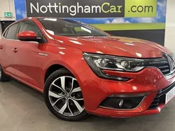 Red Used 2016 Renault Mégane III Dynamique Hatchback | £7,995 (Expensive)