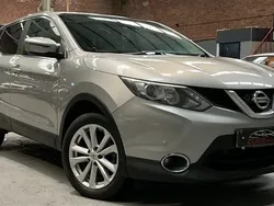 Silver Used 2014 Nissan Qashqai Acenta Premium SUV | £6,574 (Fair price)