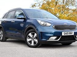 Blue Used 2019 Kia Niro 2 SUV | £11,848 (Fair price)