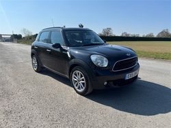 Black Used 2015 Mini Cooper D Countryman Business SUV | £10,495 (A bit pricey)