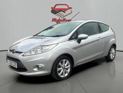 Silver Used 2010 Ford Fiesta Zetec Hatchback | £1,995 (Good price)