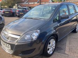 Grey Used 2014 Vauxhall Zafira MPV | £6,995 (Expensive)