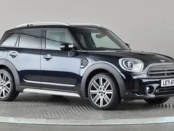 Blue/black Used 2022 Mini Cooper Countryman Comfort SUV | £23,398 (A bit pricey)