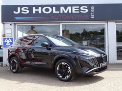 Black Used 2024 Nissan Qashqai N-Connecta SUV | £28,790