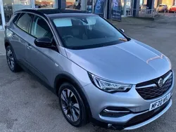 Grey Used 2020 Vauxhall Grandland X SRi SUV | £13,349 (Fair price)