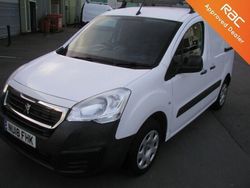 White Used 2018 Peugeot Partner MPV | £7,695 (Fair price)