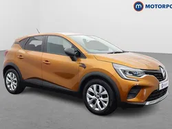 Orange Used 2021 Renault Captur Iconic SUV | £12,249 (Fair price)