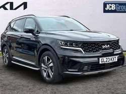 Black Used 2023 Kia Sorento SUV | £36,995 (Fair price)