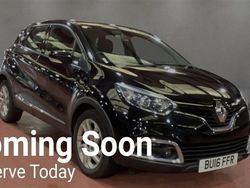 Black Used 2016 Renault Captur Dynamique SUV | £7,495 (Fair price)