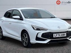 Solid arctic white Used 2025 MG MG3 Trophy Hatchback | £16,300 (Good price)