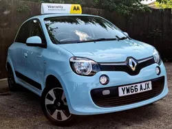 Blue Used 2016 Renault Twingo Play Hatchback | £4,695 (Fair price)