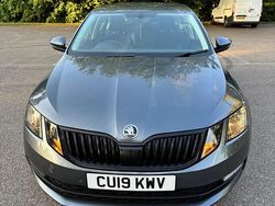 Grey Used 2019 Skoda Octavia SE Technology Hatchback | £7,299 (Super price)