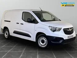 White Used 2023 Vauxhall Combo MPV | £11,995 (Fair price)