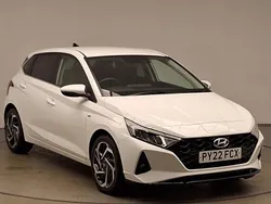 White Used 2022 Hyundai i20 Premium Hatchback | £15,998 (Fair price)