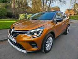 Orange Used 2022 Renault Captur Iconic SUV | £15,195 (Fair price)