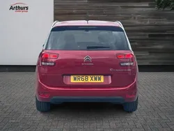 Red Used 2019 Citroën C4 SpaceTourer Feel MPV | £11,995 (Fair price)