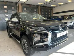Black Used 2021 Mitsubishi L200 Pickup | £19,990 (Fair price)