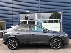 Grey Used 2024 Peugeot e-3008 GT SUV | £27,322 (Good price)