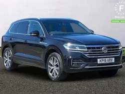 Black Used 2019 VW Touareg R-line SUV | £28,199 (Good price)